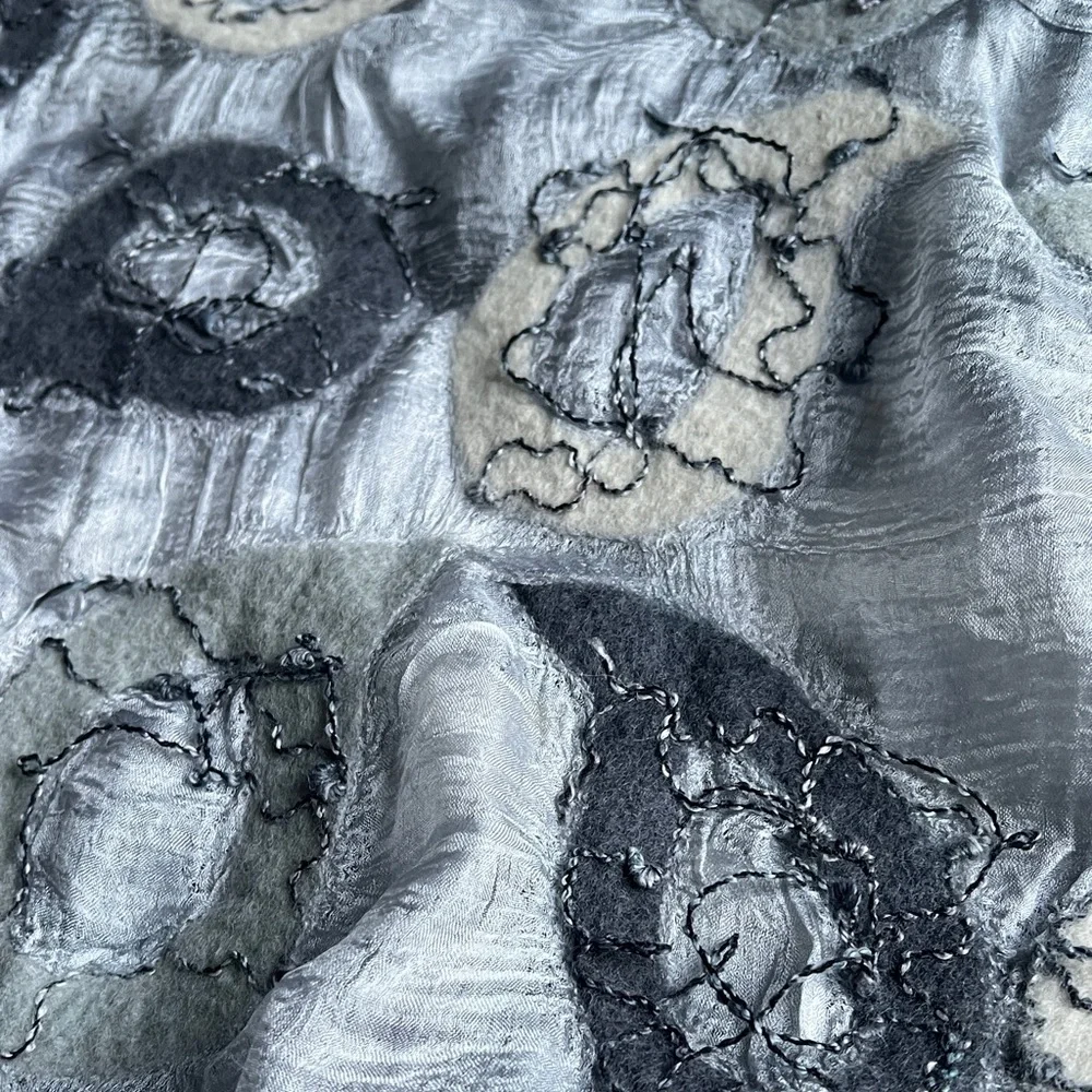 AIDA handmade scarf  Textured Gray Abstract Circle Scarf silk and wool